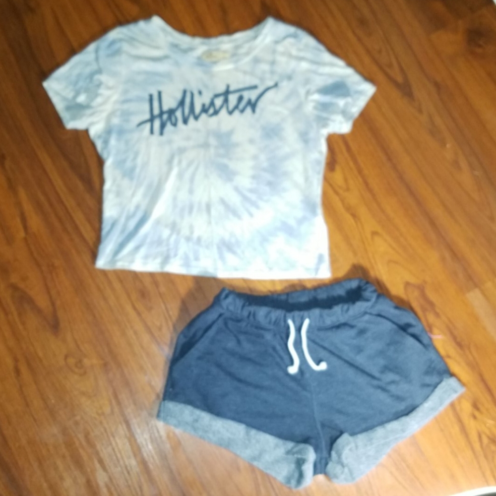 🍊3 for $20🍊Hollister Tie Dye Crop Top